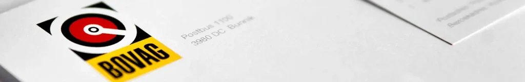 BonVac-logo op witte envelop